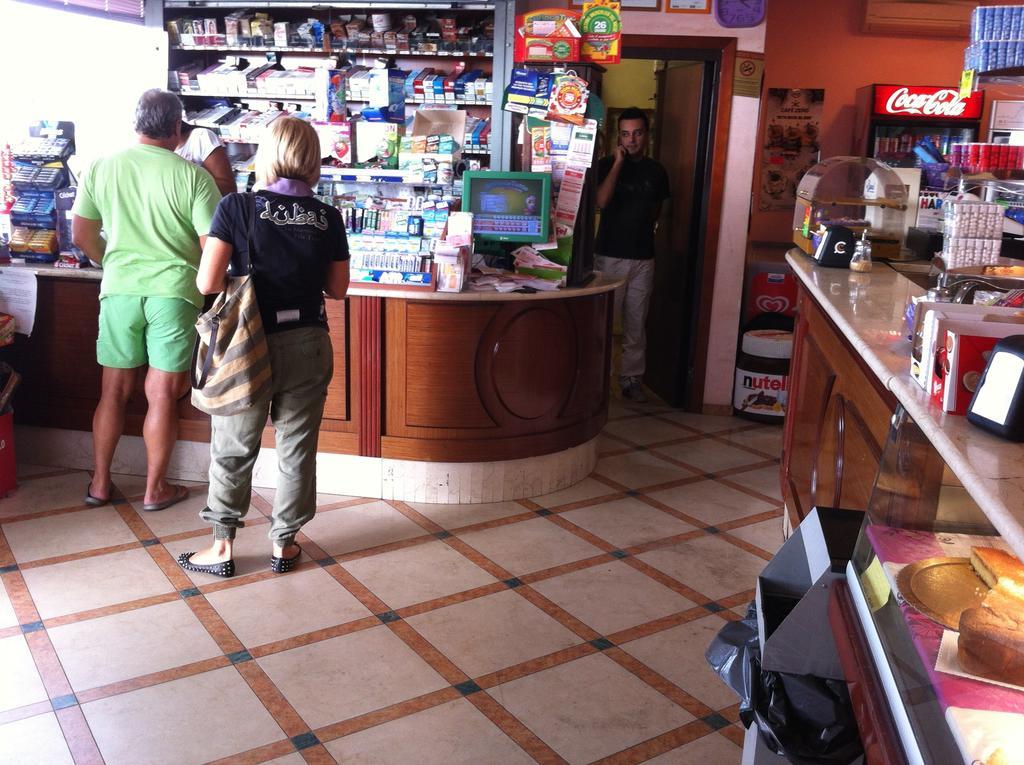 Motel White House à Cerveteri Extérieur photo